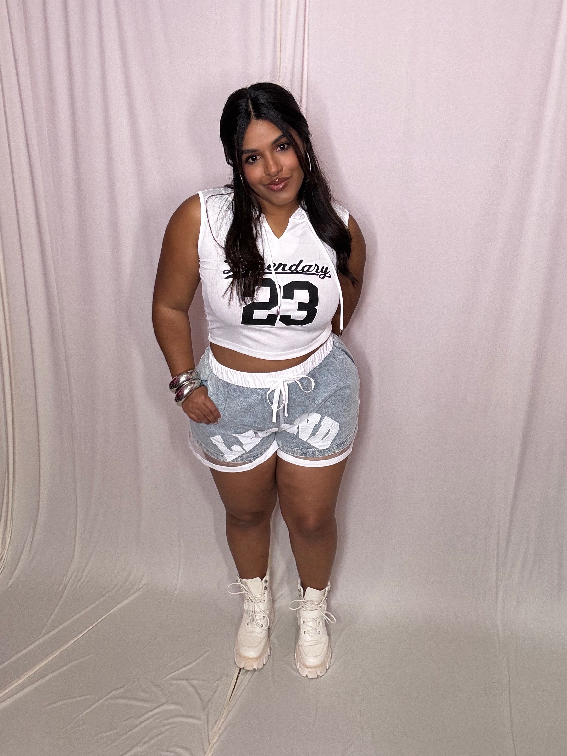 LEGEND WHITE SHORT